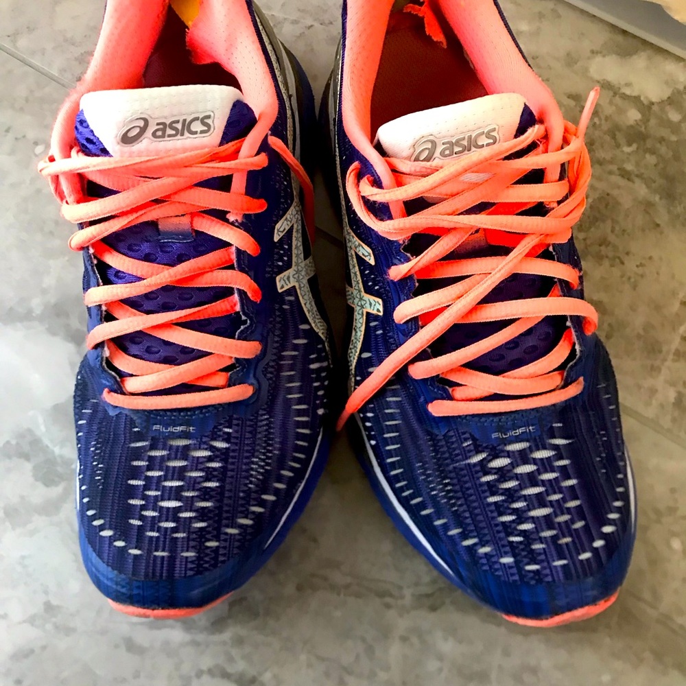 ASICS shoes size 39 or8.5